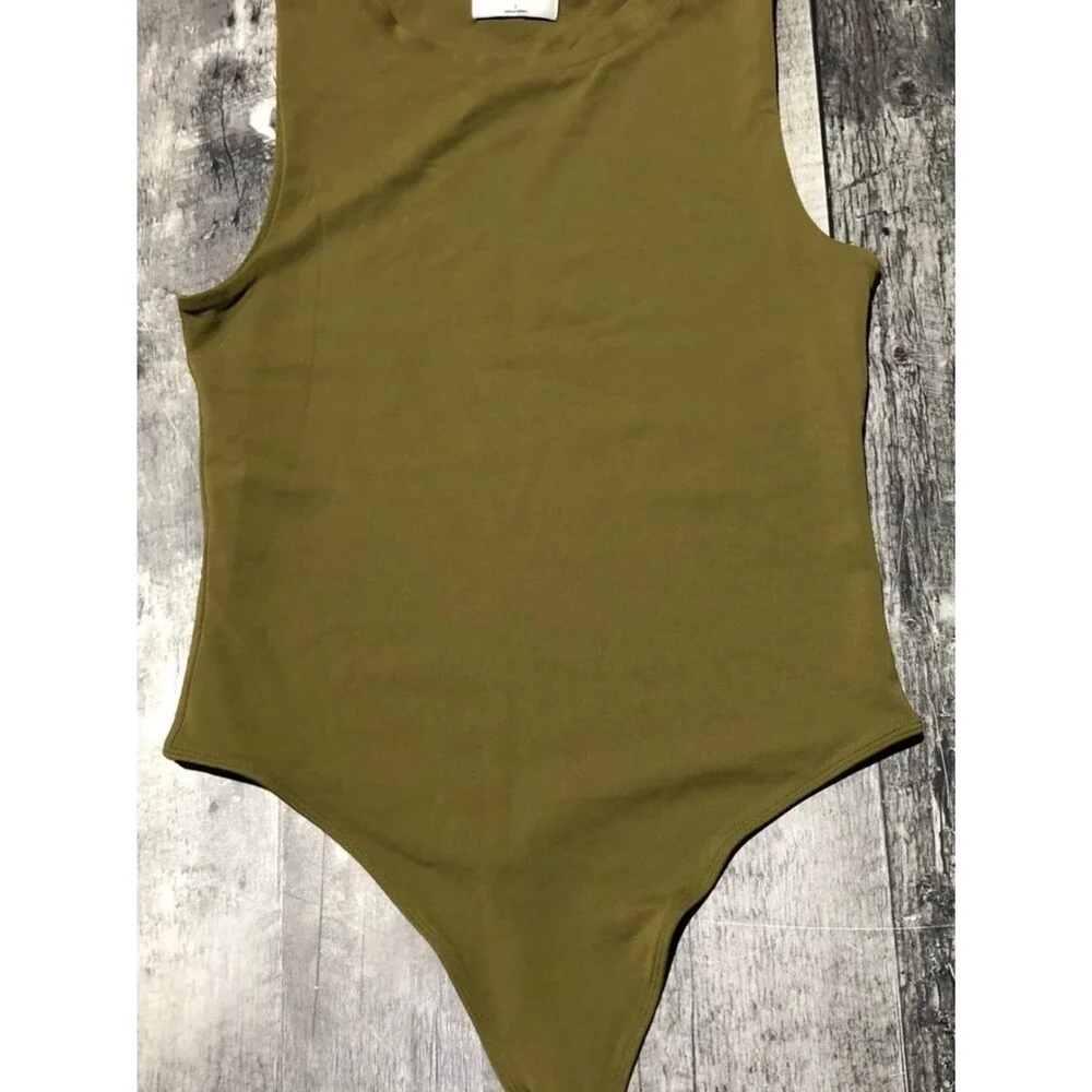 Aritzia Babaton Contour Bodysuit Size L Olive Green Sleeveless - Picture 2 of 3